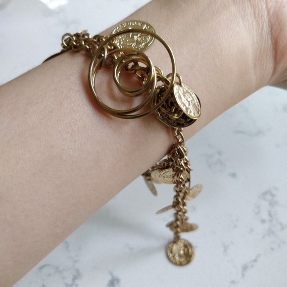(3/$15) Vintage coin detail bracelet - Picture 6 of 7